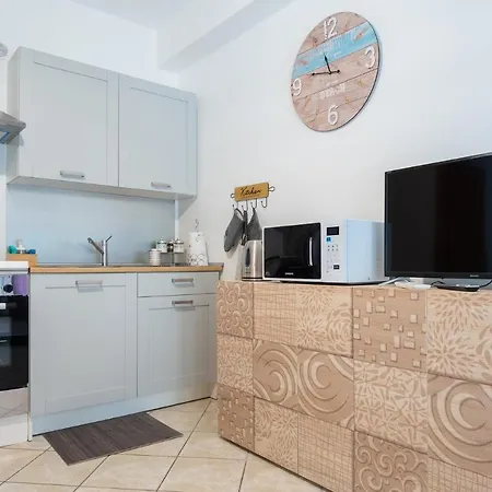 La Terrazza Sull'africa Apartment *